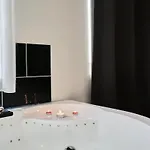 Grand Avec Balneo Proche Gare Estalagem *