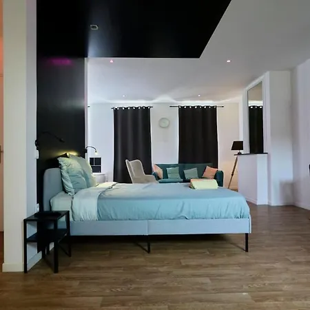 Herberg Grand Avec Balneo Proche Gare Tourcoing