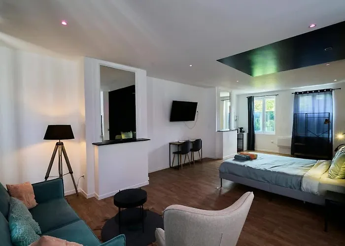 Grand Avec Balneo Proche Gare *