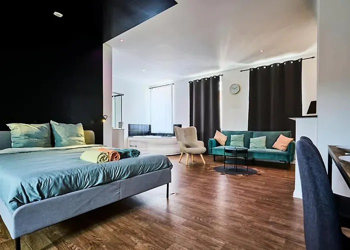 Grand Avec Balneo Proche Gare *