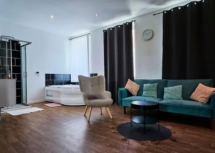 Grand Avec Balneo Proche Gare * Tourcoing